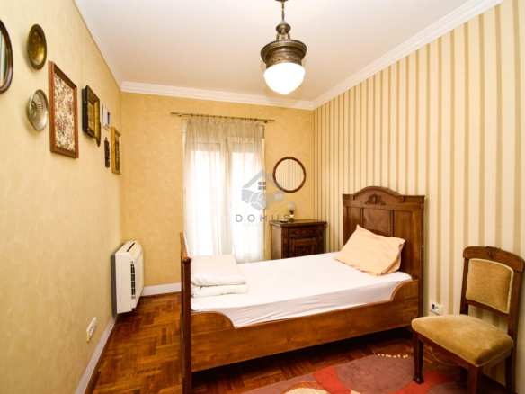 Dvosoban stan 100 m² + parking, Gorica C – Podgorica