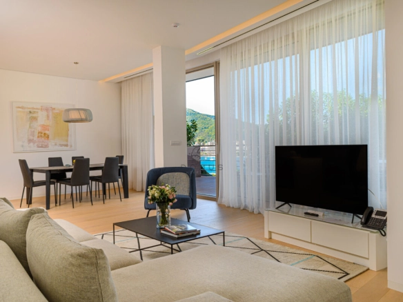Dvosoban luksuzan stan 171 m² sa pogledom na more, Dukley Gardens – Budva