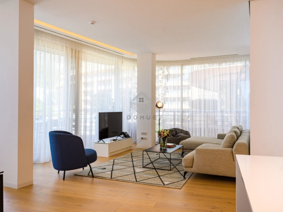 Dvosoban luksuzan stan 171 m² sa pogledom na more, Dukley Gardens – Budva