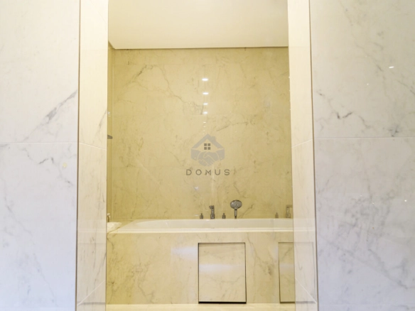 Dvosoban luksuzan stan 171 m² sa pogledom na more, Dukley Gardens – Budva
