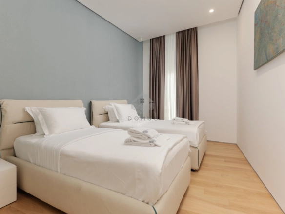 Trosoban luksuzan stan 214 m² sa pogledom na more, Dukley Gardens – Budva