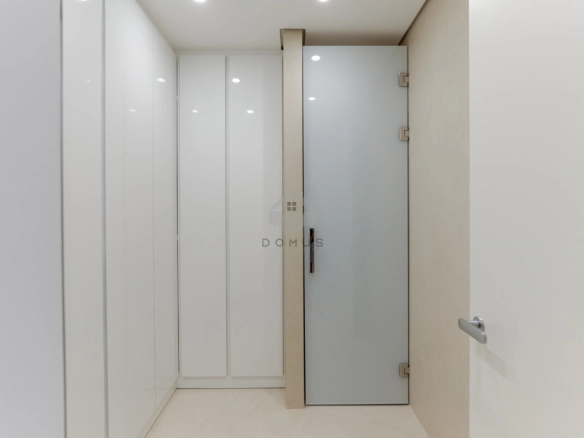 Trosoban luksuzan stan 214 m² sa pogledom na more, Dukley Gardens – Budva