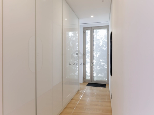 Trosoban luksuzan stan 214 m² sa pogledom na more, Dukley Gardens – Budva