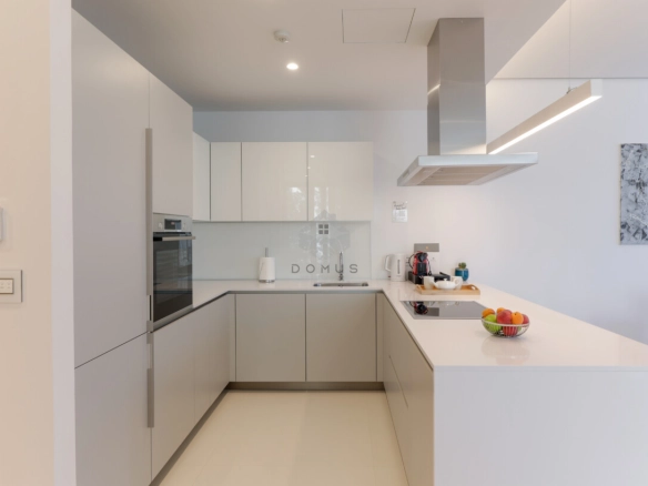 Trosoban luksuzan stan 214 m² sa pogledom na more, Dukley Gardens – Budva