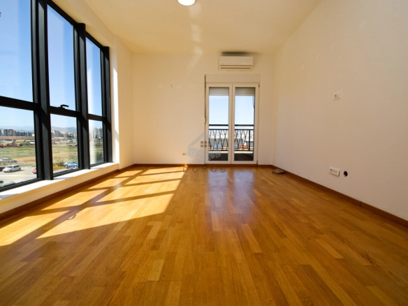 Dvosoban stan 74 m², Stari Aerodrom – Podgorica