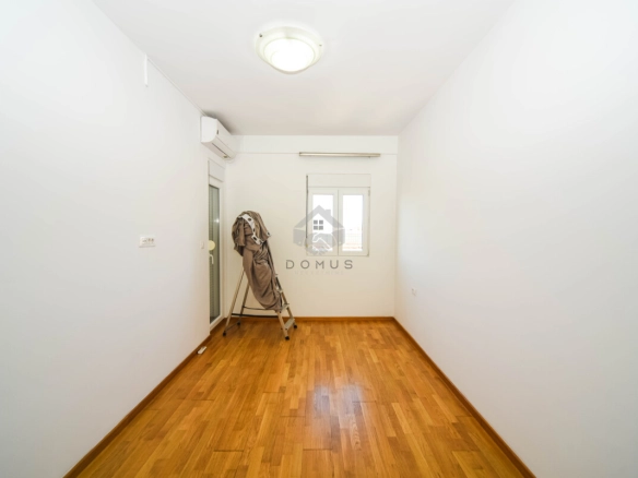 Dvosoban stan 74 m², Stari Aerodrom – Podgorica