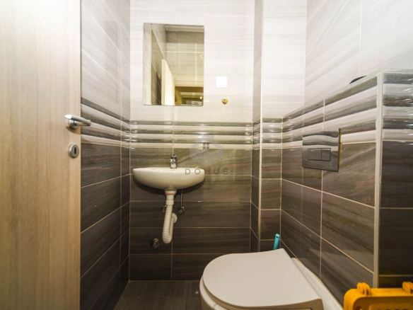 Dvosoban stan 74 m², Stari Aerodrom – Podgorica