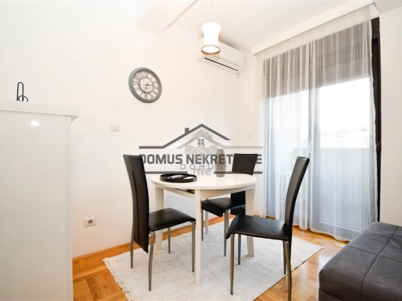 Dvosoban stan 70 m² + 3 parking, Vezirov Most – Podgorica