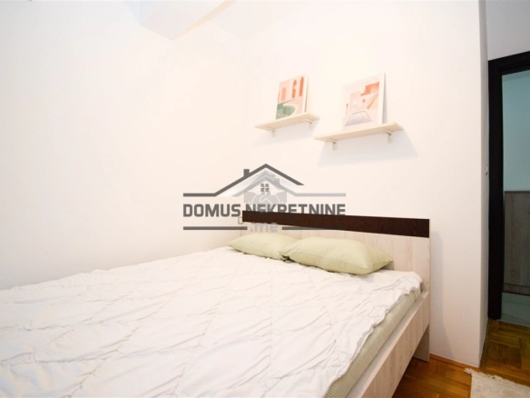Dvosoban stan 70 m² + 3 parking, Vezirov Most – Podgorica