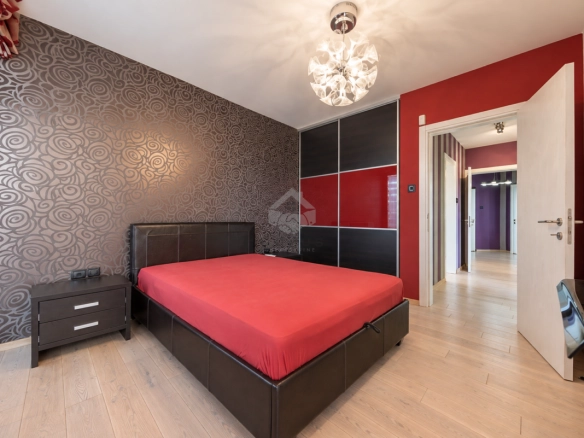 Trosoban luksuzan stan 140 m², Preko Morače – Podgorica