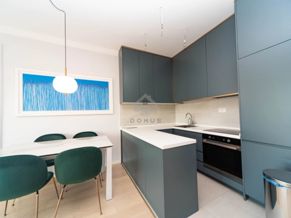 Jednosoban luksuzan stan 49 m² + garaža, Centar – Podgorica