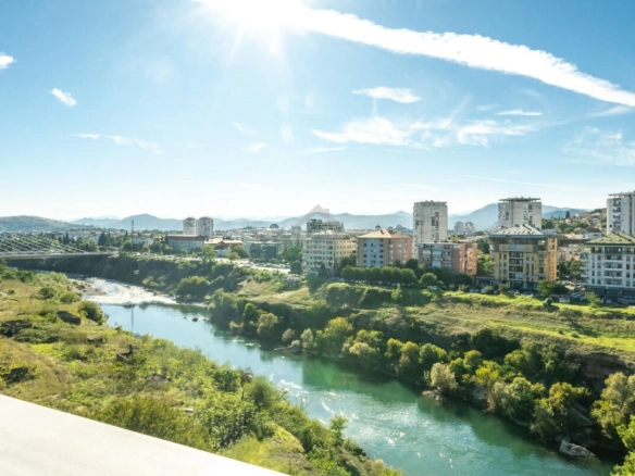Jednosoban luksuzan stan 49 m² + garaža, Centar – Podgorica