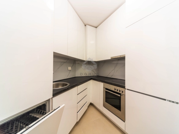 Dvosoban stan 55 m² + parking, Stara Varoš – Podgorica