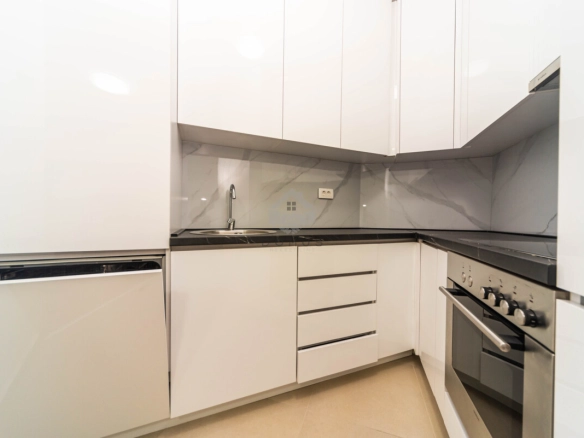 Dvosoban stan 55 m² + parking, Stara Varoš – Podgorica
