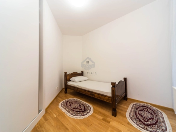 Dvosoban stan 55 m² + parking, Stara Varoš – Podgorica
