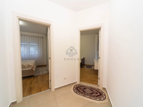 Dvosoban stan 55 m² + parking, Stara Varoš – Podgorica