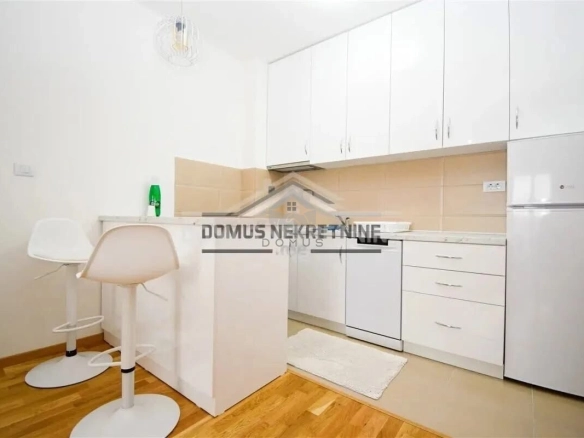 Jednosoban namješten stan 47 m², Tuški Put – Podgorica