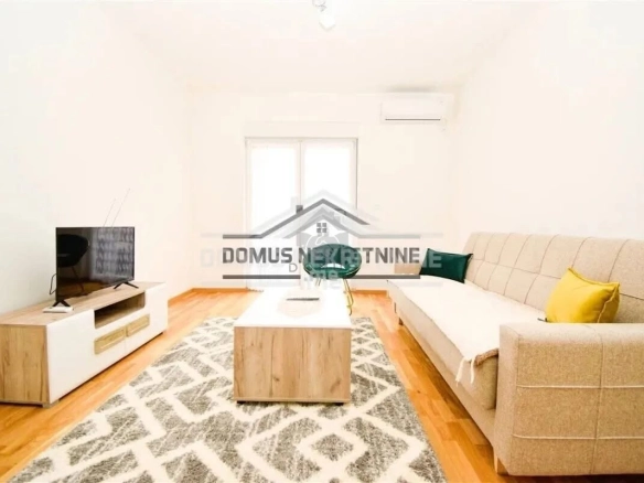 Jednosoban namješten stan 47 m², Tuški Put – Podgorica