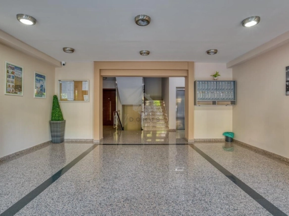 Dvosoban stan 90 m² + parking, Gorica – Podgorica