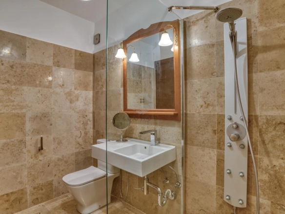 Dvosoban stan 90 m² + parking, Gorica – Podgorica