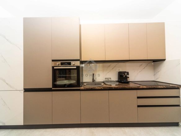 Jednosoban stan 51 m² + garaža, Stara Varoš – Podgorica
