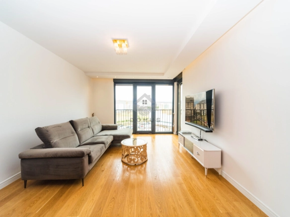 Trosoban stan 108 m² + 2 garaže, Pored Atlas Capital – Podgorica