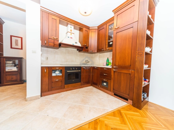 Jednosoban namješten stan 53 m², Ljubović – Podgorica