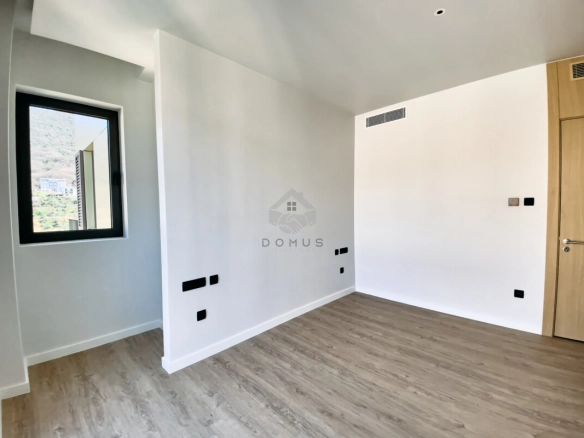 Dvosoban stan 102 m² sa pogledom na more, Boka Place – Tivat