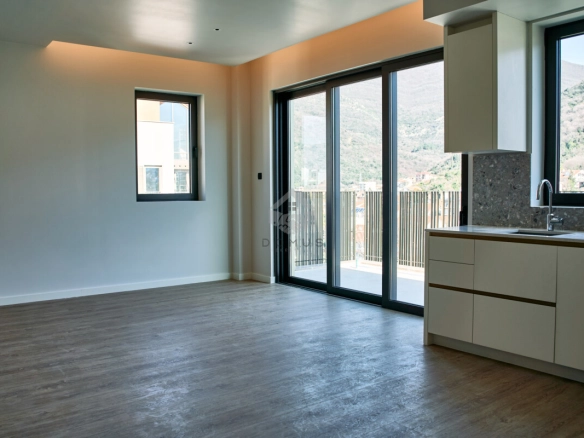 Dvosoban stan 102 m² sa pogledom na more, Boka Place – Tivat