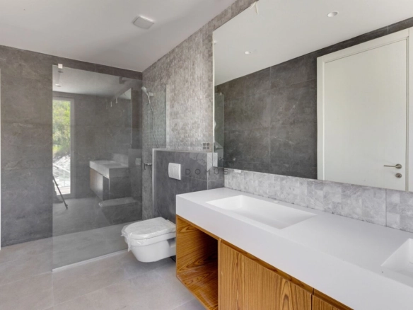 Vila 328 m² sa panoramskim pogledom na more, Krašići – Tivat