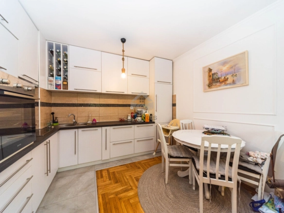 Jednosoban stan 47 m², Krivi Most – Podgorica