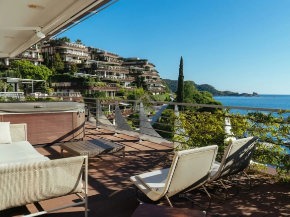 Dukley Gardens – Budva