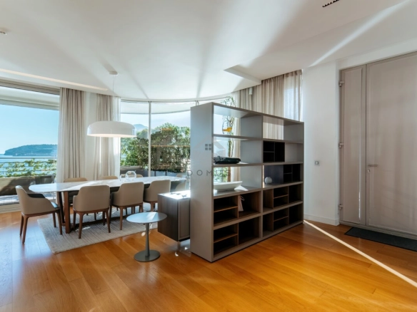 Luksuzni penthous 483 m², Dukley Gardens – Budva