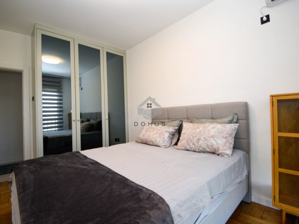 Trosoban stan 97 m², Krivi Most – Podgorica