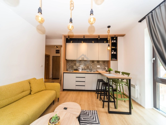 Jednosoban stan 39 m² + garaža, Centar – Kolašin