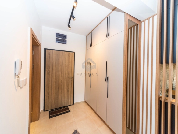 Jednosoban stan 39 m² + garaža, Centar – Kolašin