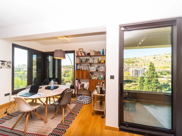 Trosoban stan 142 m² + garaža, Gorica – Podgorica