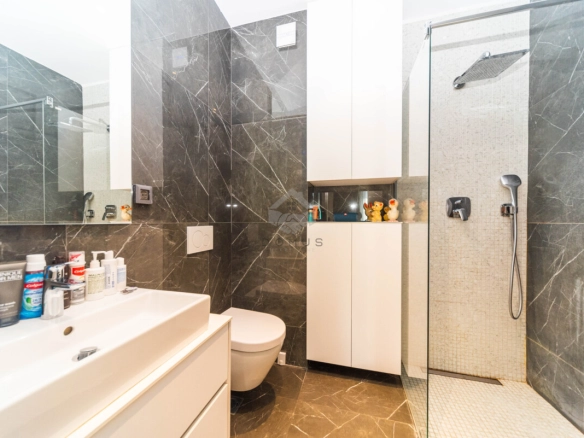 Trosoban stan 142 m² + garaža, Gorica – Podgorica
