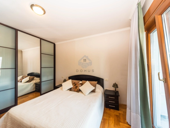 Dvosoban stan 140 m² + garaža, Preko Morače – Podgorica