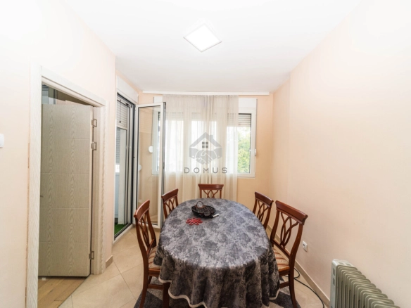 Dvosoban stan 72 m², Autobuska Stanica – Podgorica