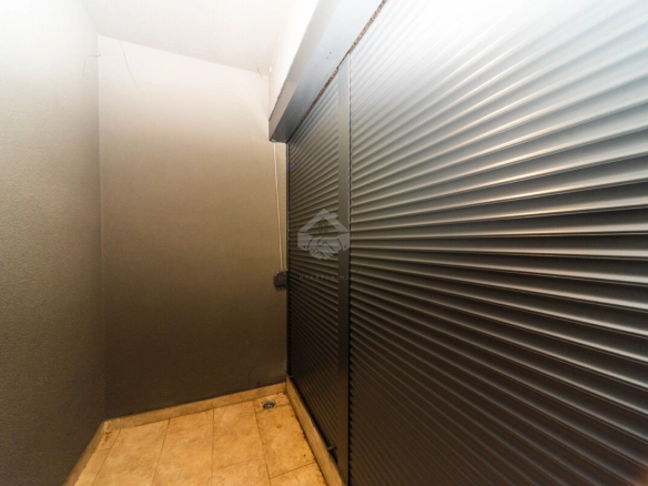 Trosoban stan 81 m² + garaža, Vezirov Most – Podgorica