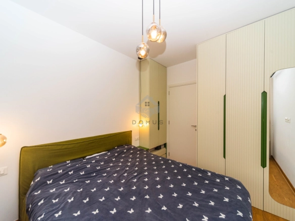 Dvosoban namješten stan 63 m² + garaža, City Kej – Podgorica