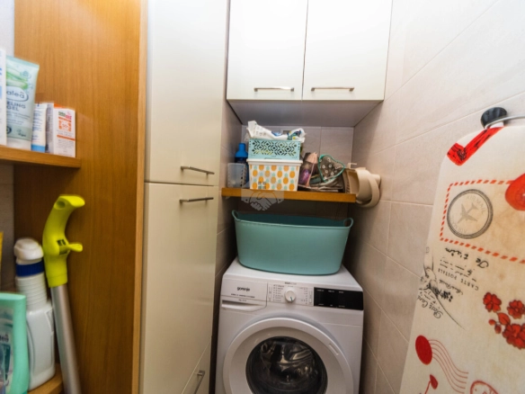 Dvosoban namješten stan 63 m² + garaža, City Kej – Podgorica