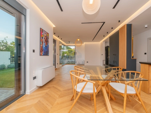 Moderna kuća 180 m² sa bazenom, Donja Gorica – Podgorica