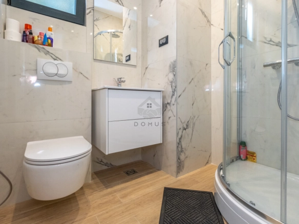 Moderna kuća 180 m² sa bazenom, Donja Gorica – Podgorica