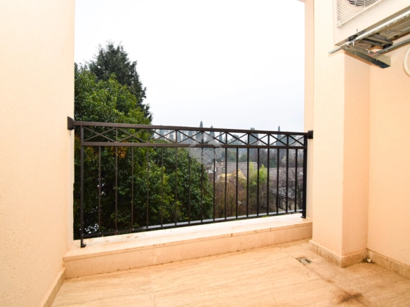 Trosoban stan 100 m² + garaža, Centar – Podgorica