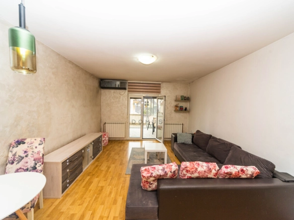 Kuća 150 m² na placu 220 m², Stari Aerodrom – Podgorica