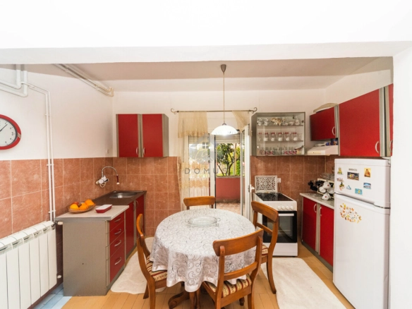 Kuća 150 m² na placu 220 m², Stari Aerodrom – Podgorica