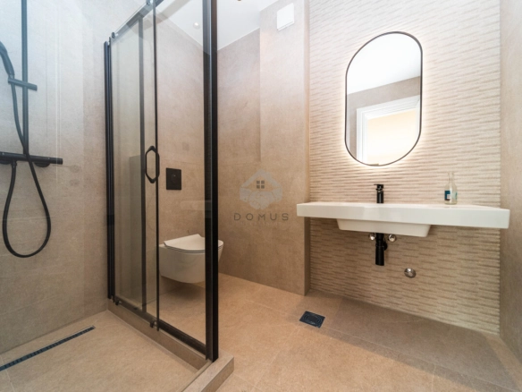 Dvosoban stan 85 m² + parking, Donja Gorica – Podgorica