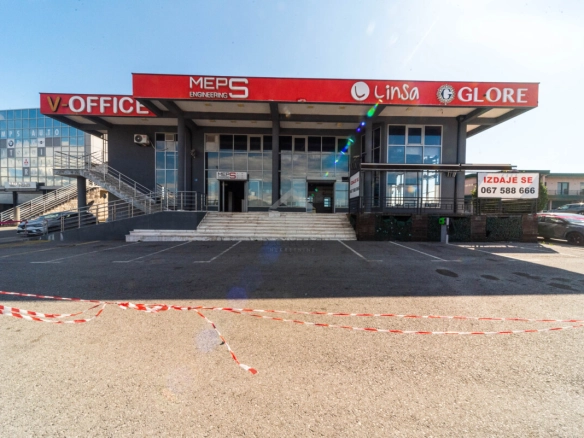 Poslovni objekat 705 m², Golubovci – Zeta